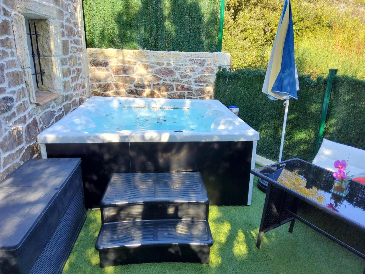 Studio Faillant Lorgues Spa Privatif Avec Superbe Piscine Exteriör bild